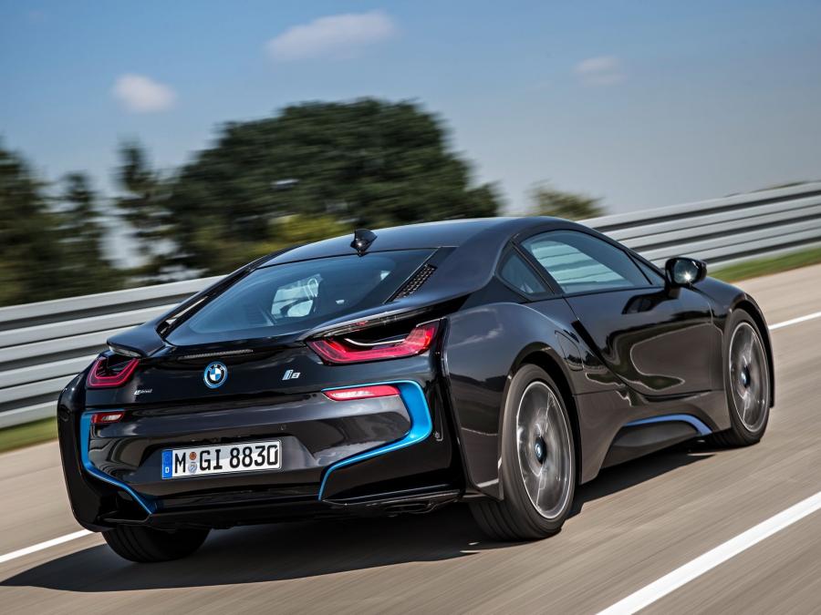  BMW i8 2014 года  (фото 2 из 180)